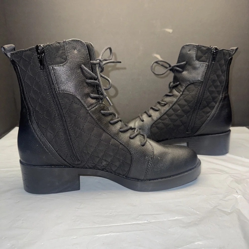 Rocket Dog Pearly Black Boots Women's Size‎ 9
